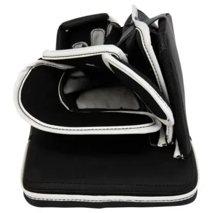 CCM Axis A1.9 Senior Goalie Blocker - Image 3